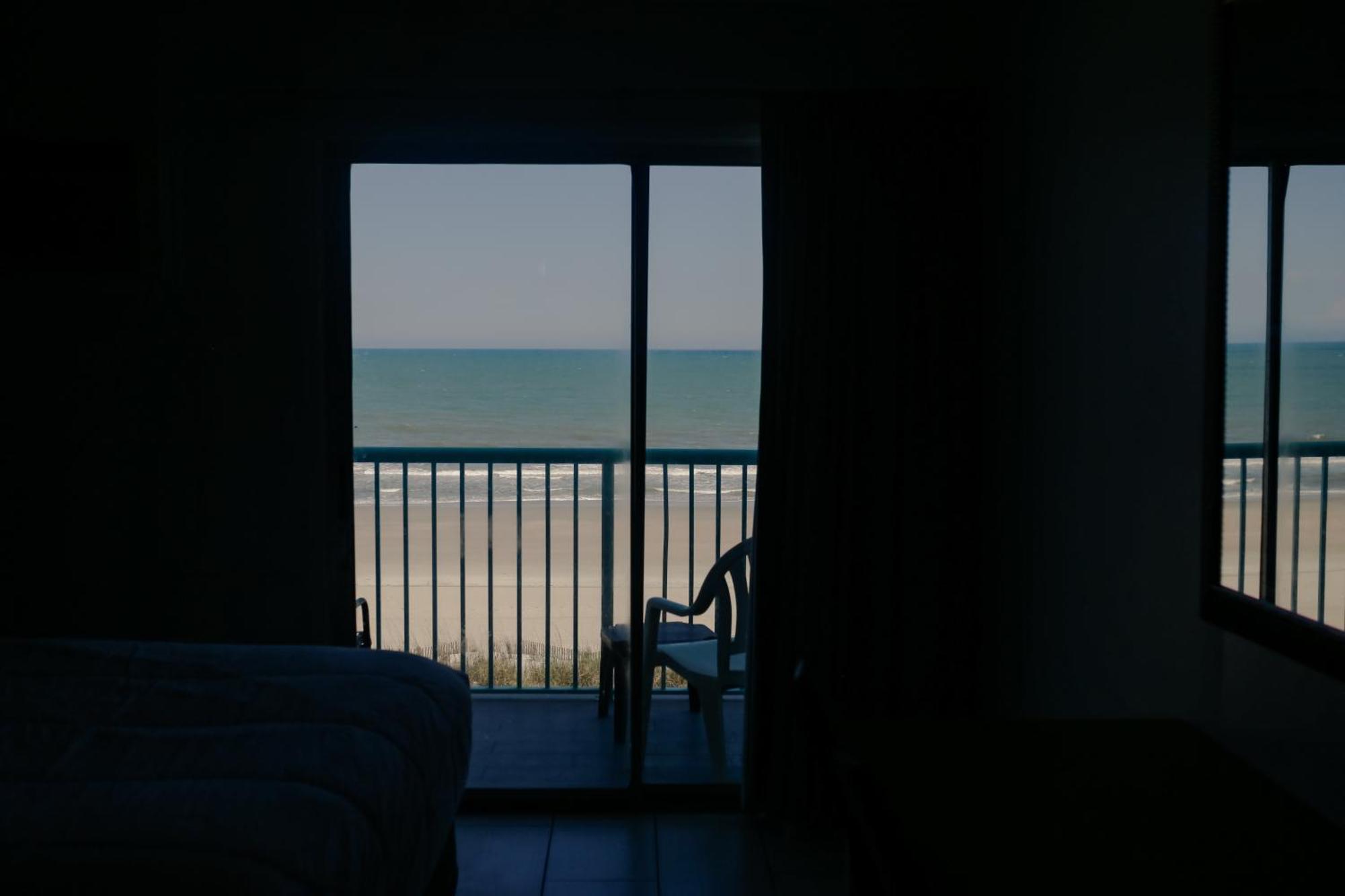 Southern Breeze Ocean Front Hotel Myrtle Beach Esterno foto