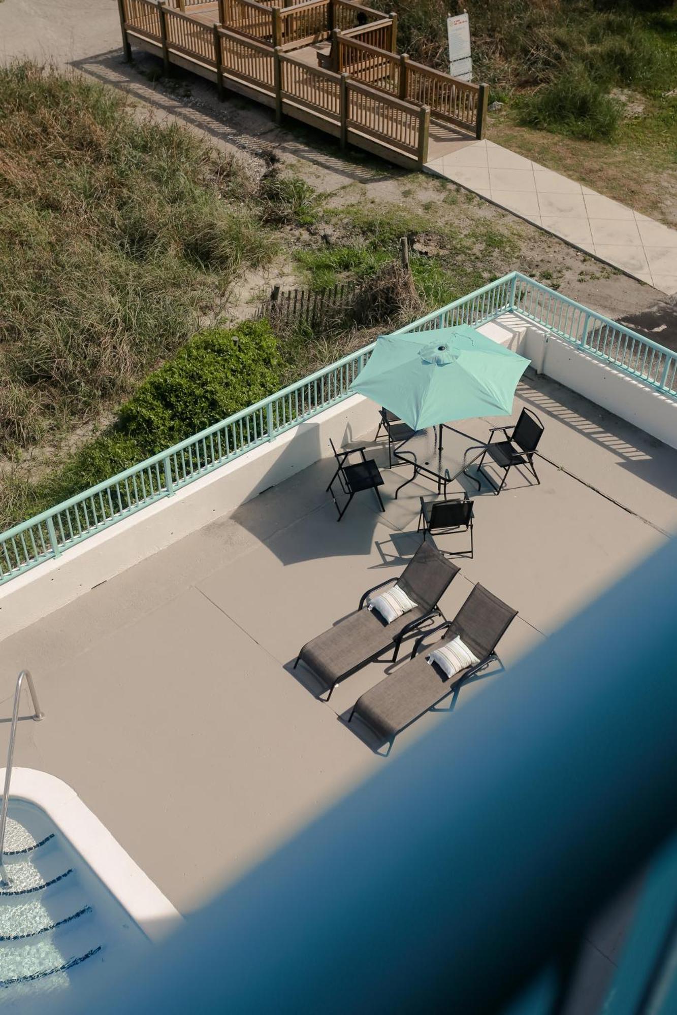 Southern Breeze Ocean Front Hotel Myrtle Beach Esterno foto