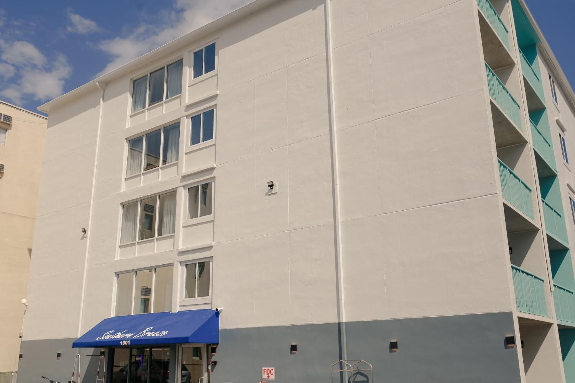 Southern Breeze Ocean Front Hotel Myrtle Beach Esterno foto